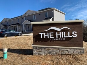 Building Photo - 1013 Seth Dr