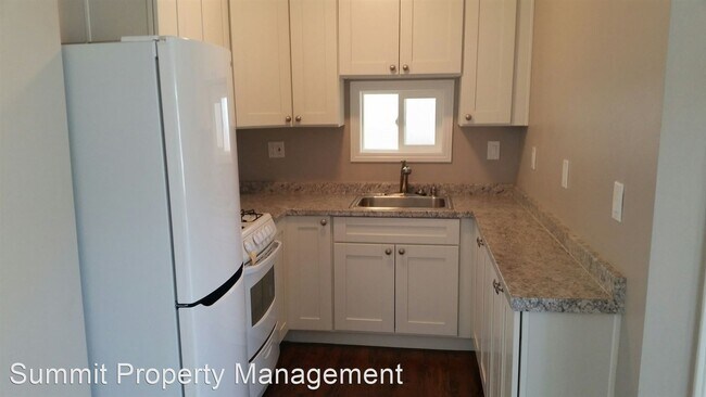 Building Photo - 1 br, 1 bath House - 191 E. Avenida De Los...