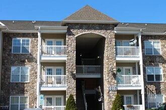Building Photo - 618 Condo Club Dr
