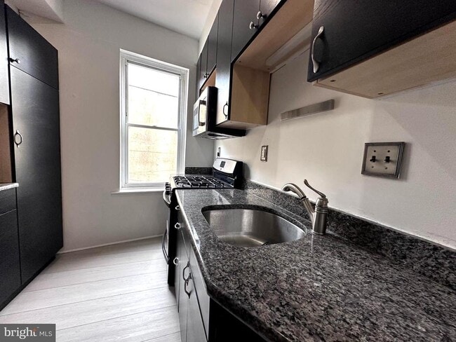 Foto del edificio - 909 S 8th St