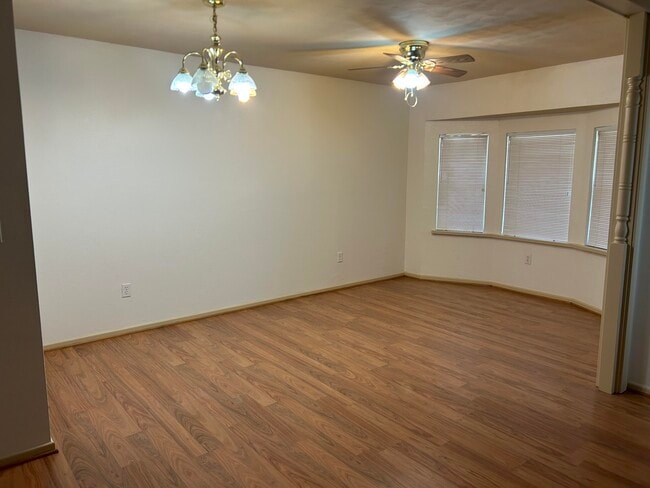 Foto del edificio - 4311 62nd St