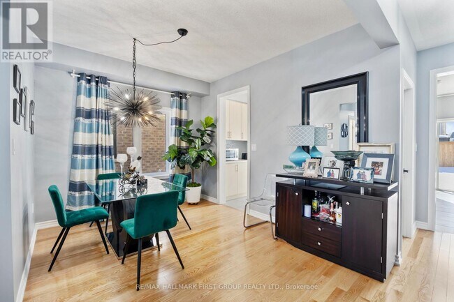 Building Photo - 307 Northglen Blvd