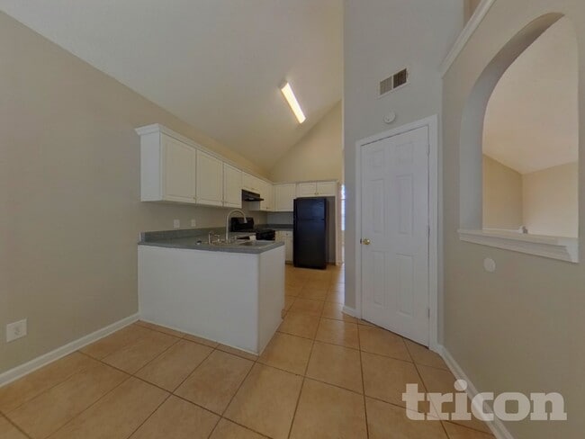 Foto del edificio - 1422 Gentry Ct