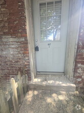 Building Photo - 1156 S Brook St