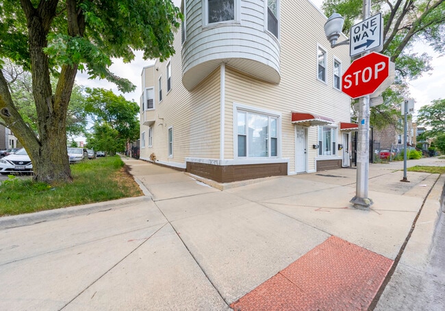 Foto del edificio - 3101 W 38th St