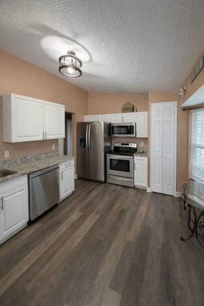 Foto del edificio - 15665 66th Ct N