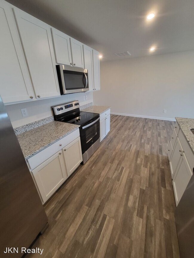 Foto del edificio - 3 br, 2.5 bath House - 229 Century Dr