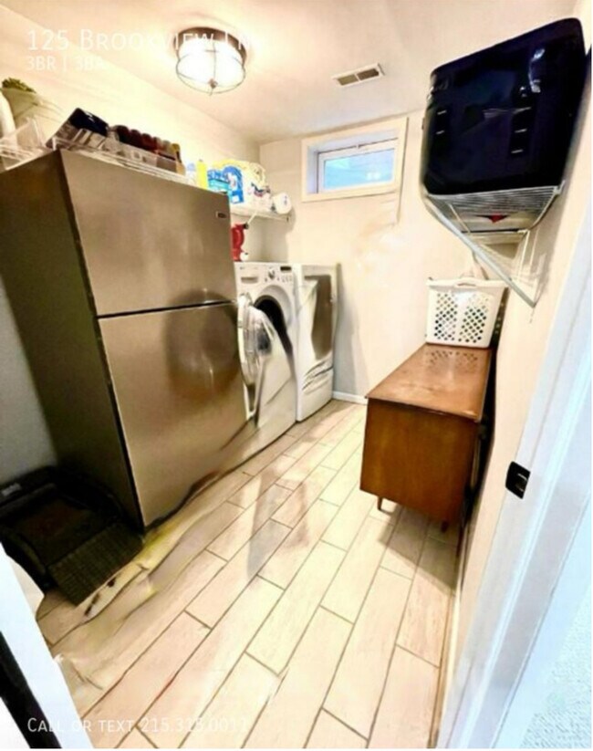 Foto del edificio - 125 Brookview Ln