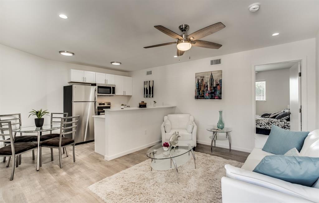 Foto principal - 4919 San Jacinto St