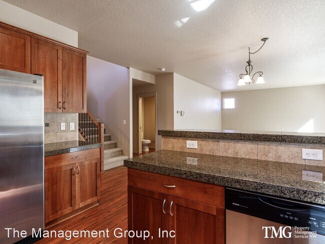 Foto del edificio - 3 br, 2.5 bath House - 10511 NE 21st Court