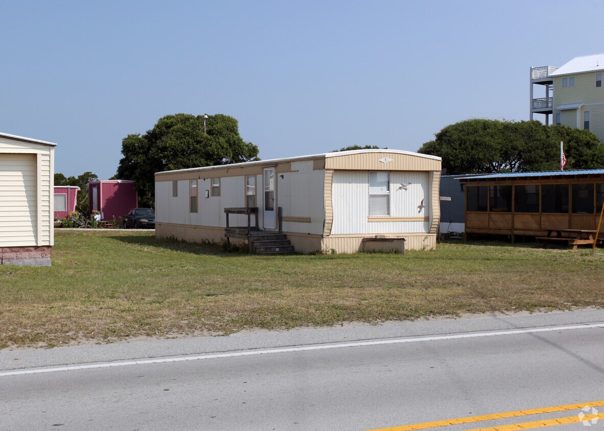 Foto del edificio - 703 N New River Dr