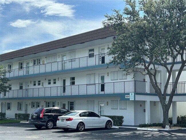 Foto del edificio - 1501 S Ocean Blvd