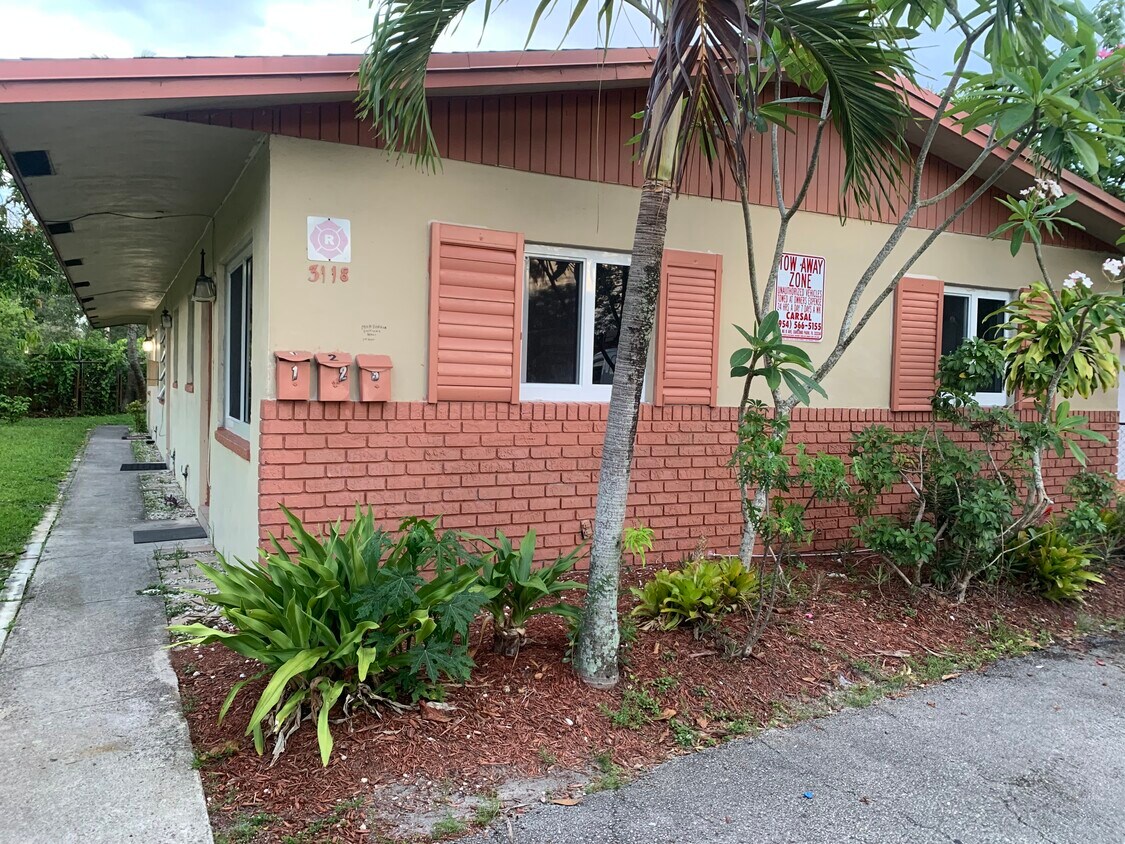 3118 SW 12th Plz Unit 1, Fort Lauderdale, FL 33312 3118 SW 12th Plz