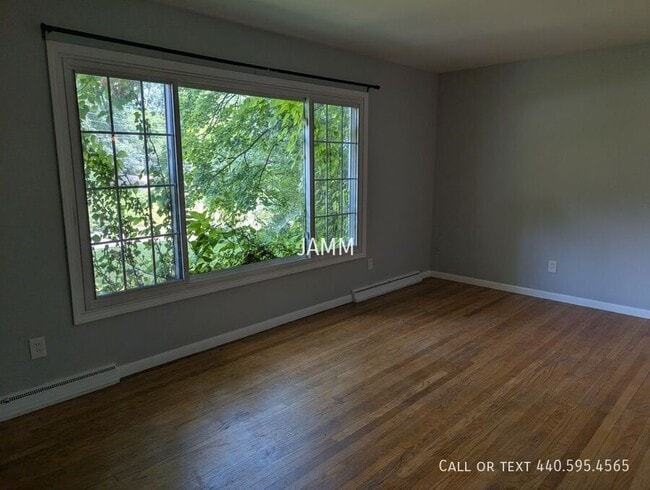 Building Photo - 8983 Highland Dr