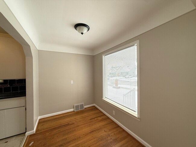 Building Photo - 2328 Detroit Ave