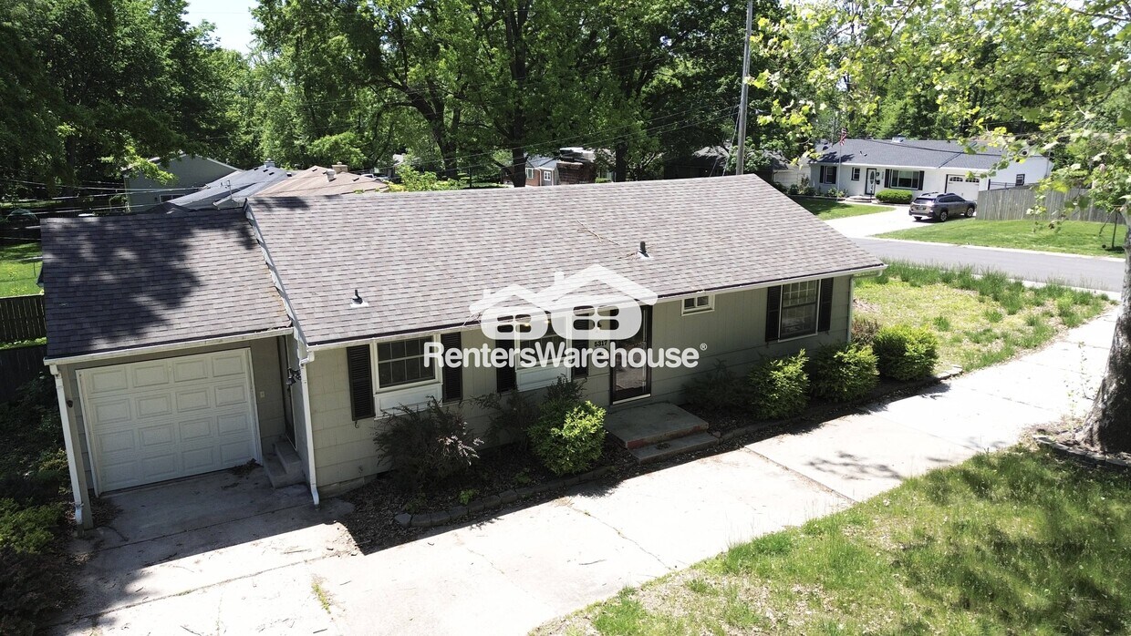 Primary Photo - 5317 W 73rd St