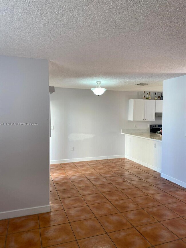Foto del edificio - 6215 SW Kendale Lakes Cir