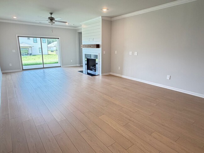 Building Photo - 202 Cobbdale Park Dr