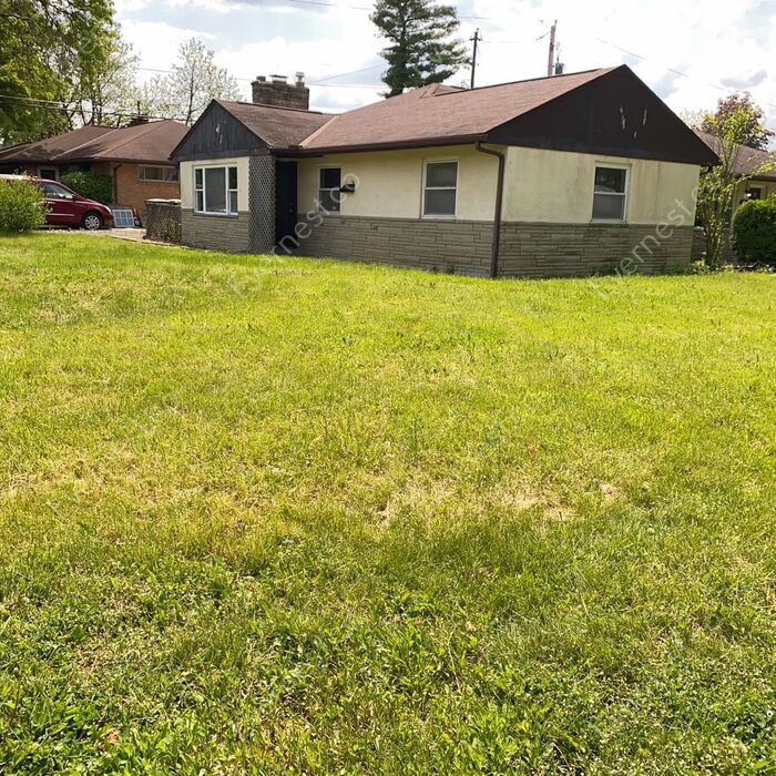 Primary Photo - 4951 Solar Dr