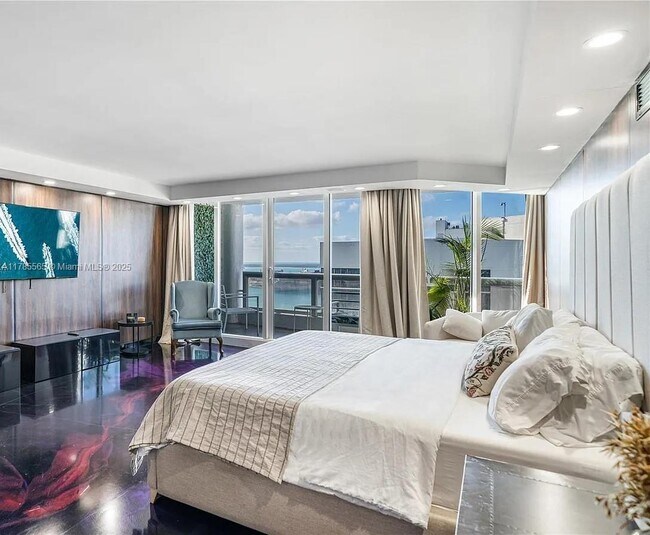 Foto del edificio - North Bayshore Drive, Miami, FL 33132 - 3 BR 2.5 BA condo