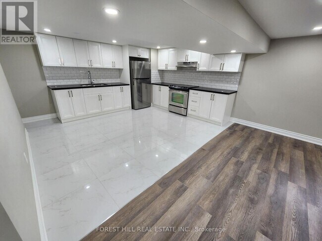 Photo du bâtiment - 2577 Whaley Dr