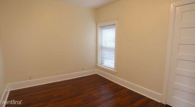 Foto del edificio - 4852 S Cottage Grove Ave