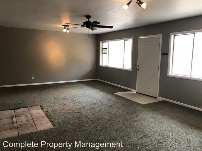 Foto del edificio - 4 br, 2 bath House - 150 Browns Rd.