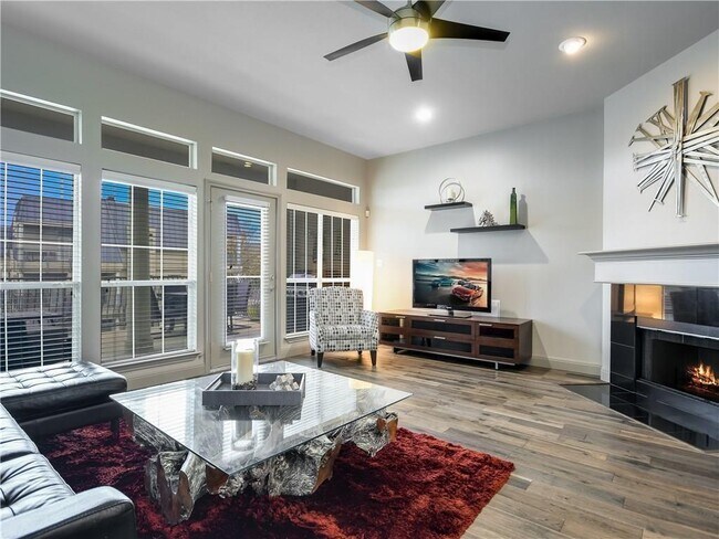 Foto del edificio - 2918 Ranch Rd 620 N