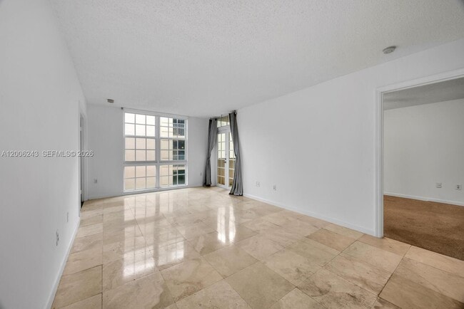 Foto del edificio - 1280 S Alhambra Cir