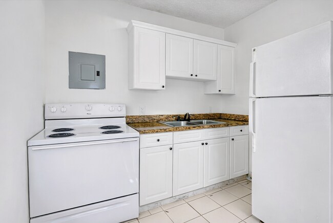 Foto del edificio - 1600 Center St