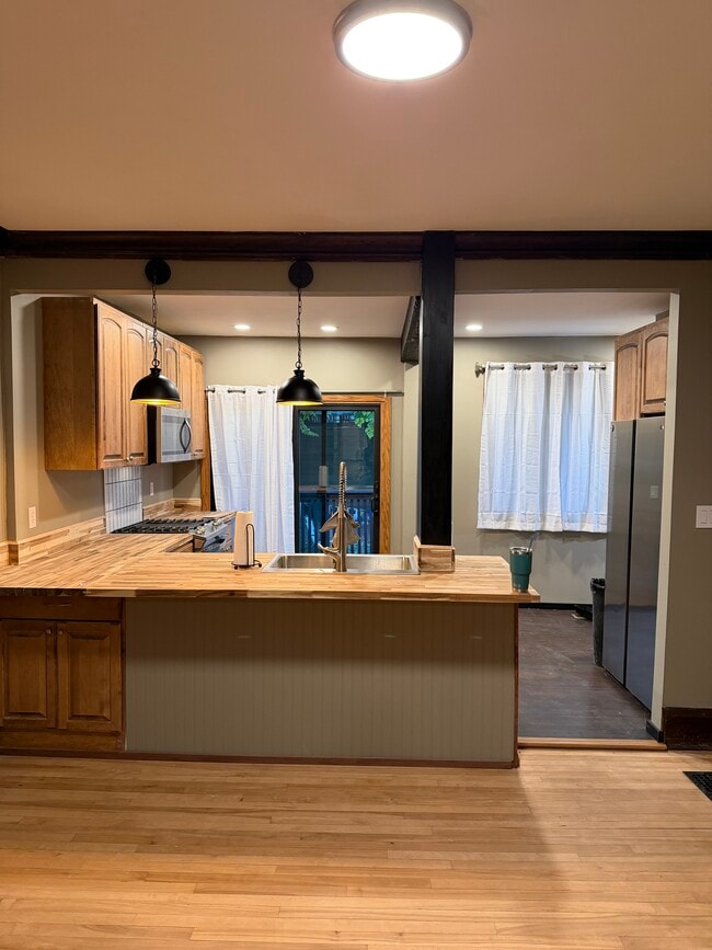 Foto del edificio - 3332 S 32nd Ave