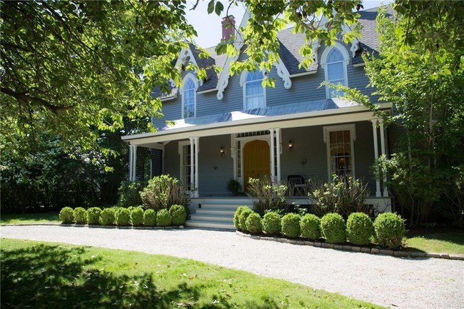 Building Photo - 6 Greenough Pl