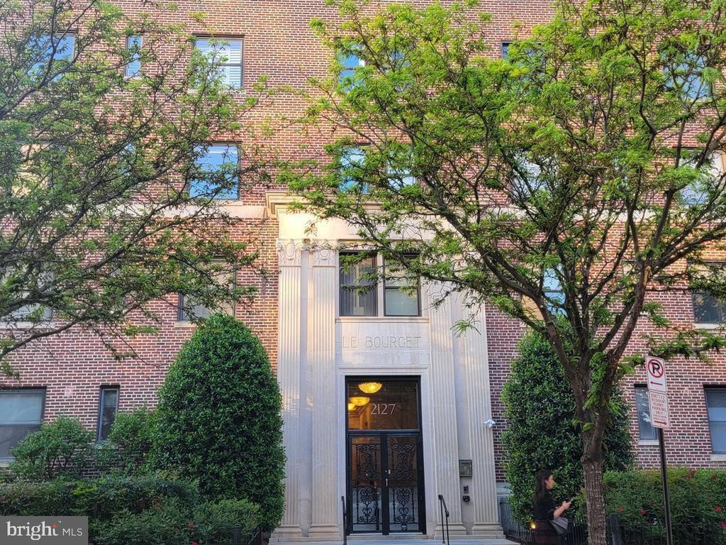 Building Photo - 2127 California St NW