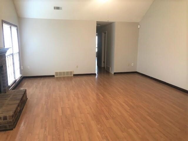Building Photo - 367 Booth Ln