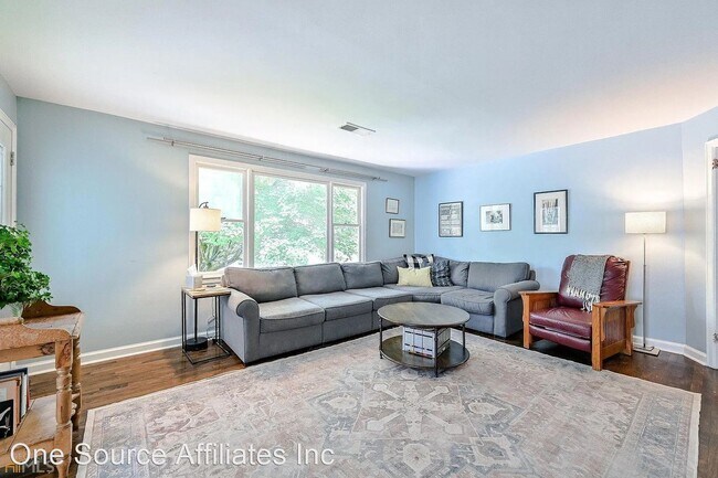 Building Photo - 3 br, 2 bath House - 1697 Beacon Hill Blvd