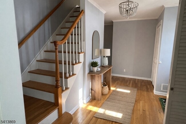 Building Photo - 7 Seminole Way