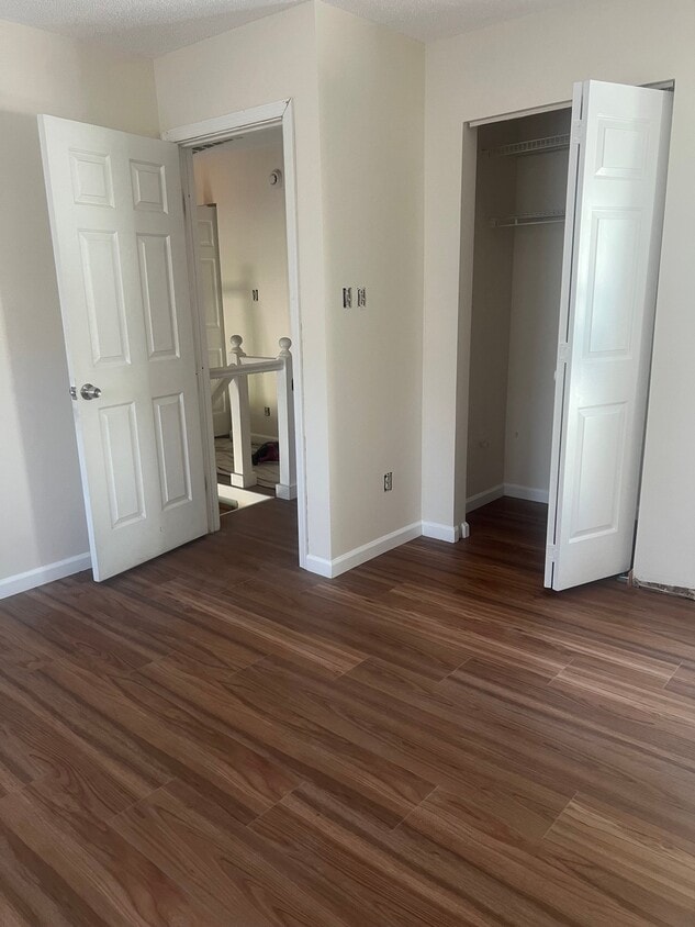 Foto del edificio - 705 Wagons Way