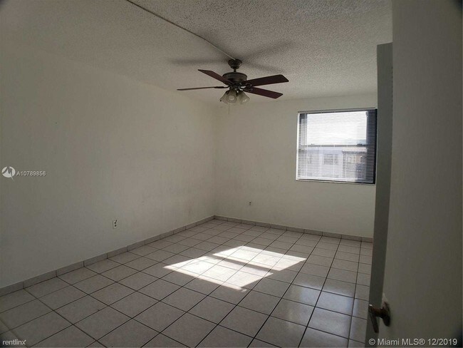 Foto del edificio - 10135 NW 9th St Cir