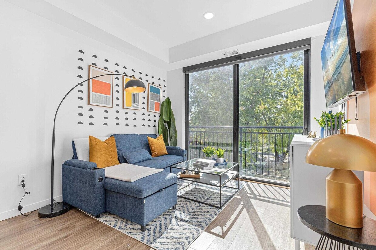 Foto principal - 334 NE 2nd St