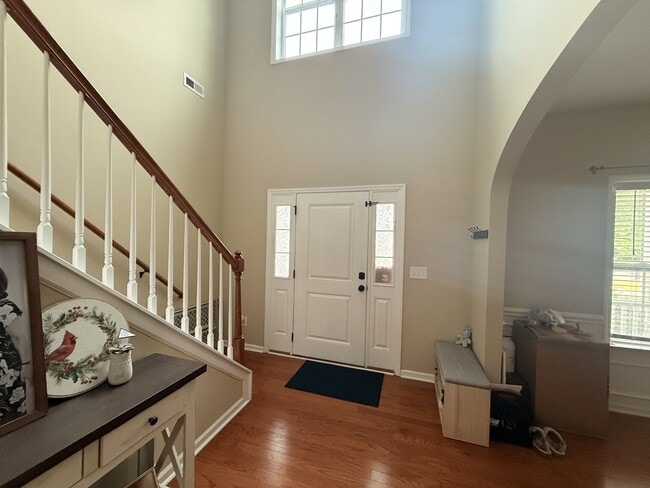 Building Photo - 302 Toto Ct