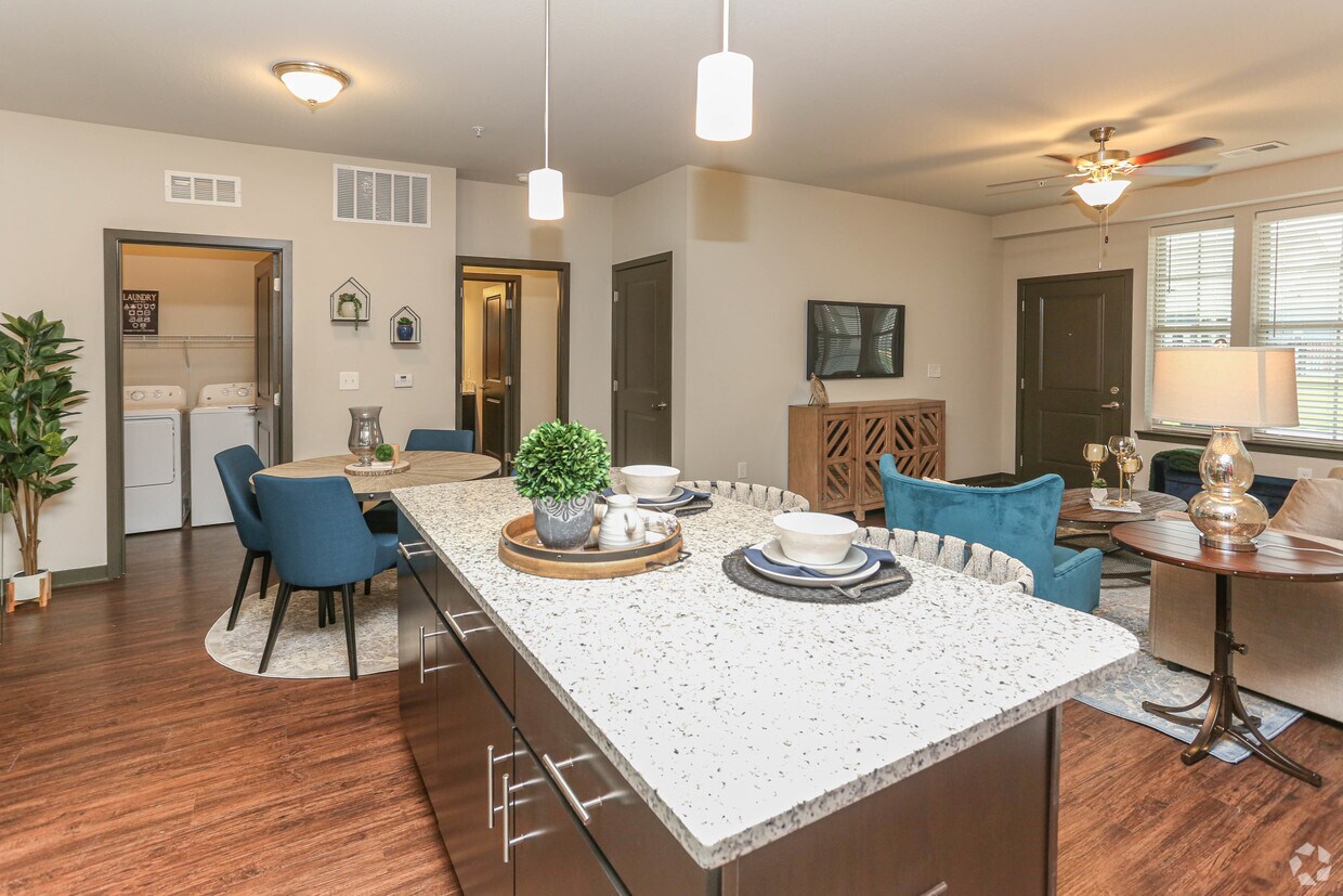 Springs At La Grange Apartments 10500 Drumlin Dr Louisville, KY