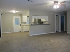 Building Photo - 61 Veronica Ln
