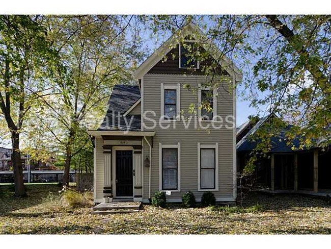 Building Photo - 1624 N Delaware St