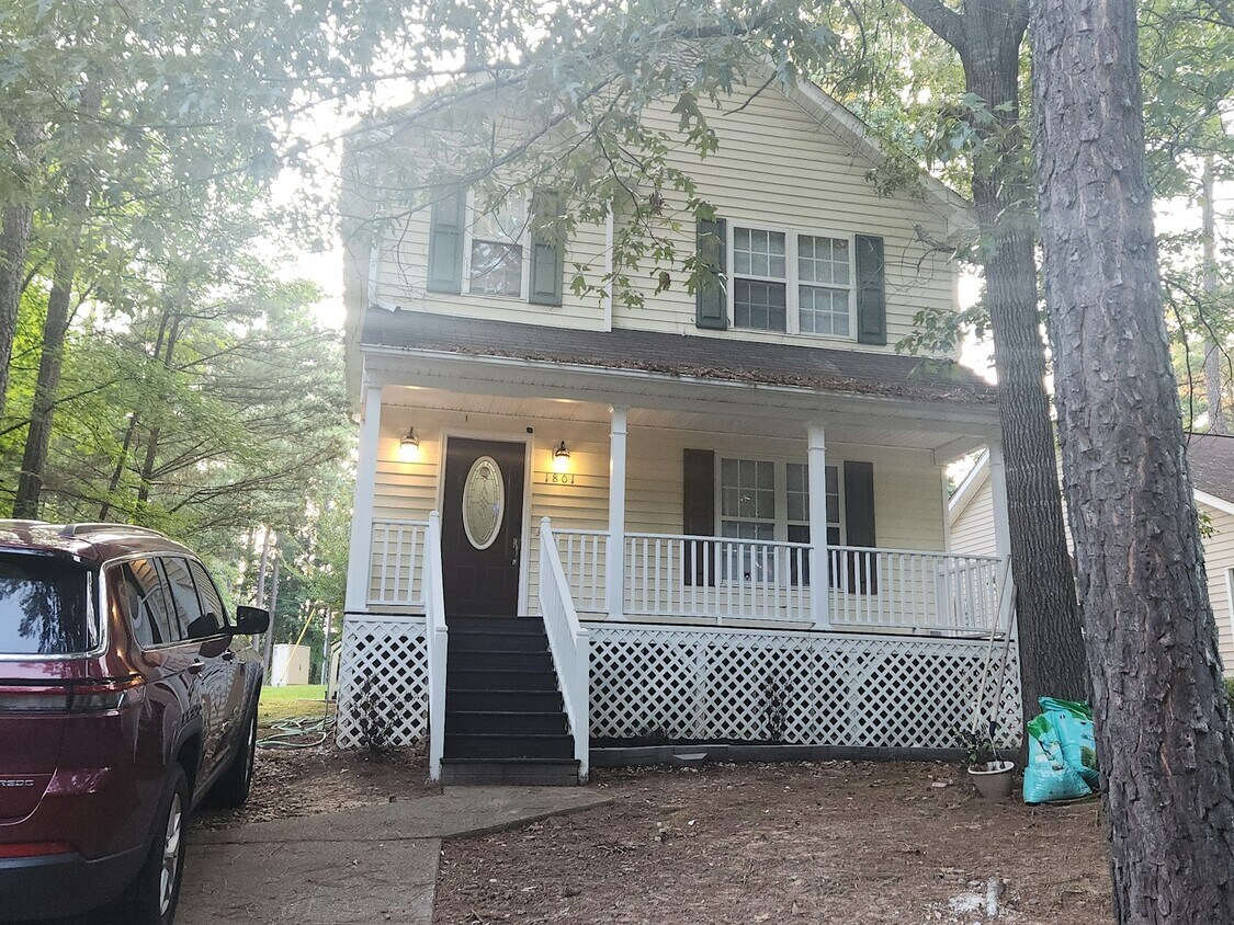 Primary Photo - 1801 Birmingham Ave