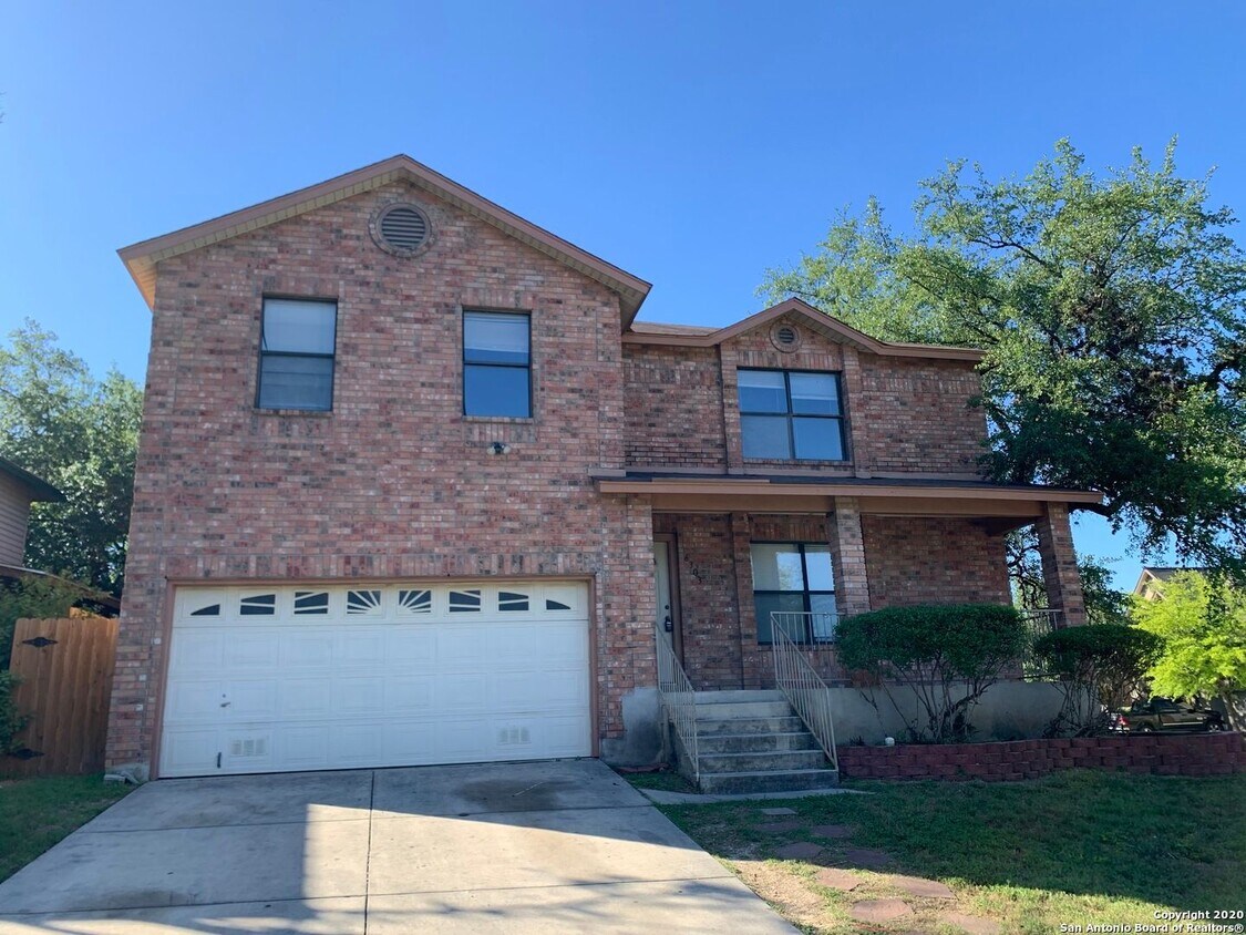 Primary Photo - 4 Bedroom/2.5 Bath Eckhert Crossing Subdiv...