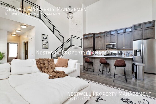 Foto del edificio - Modern 3-bed Daybreak Townhome