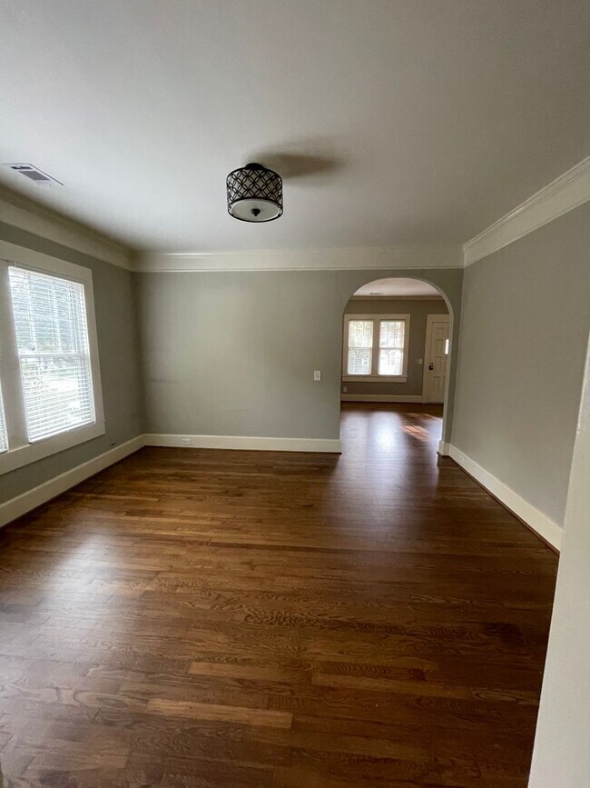 Foto del edificio - 612 Ridgewood Ave