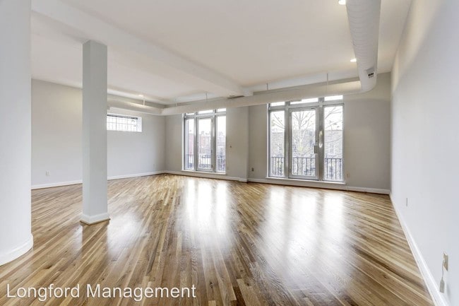 Building Photo - 1515 U St NW