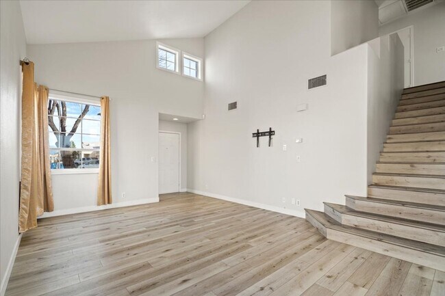 Foto del edificio - Contemporary 3 Bedroom With Luxurious Finishes