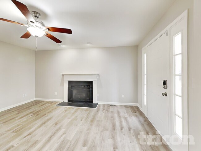 Building Photo - 4900 Valley Trail Ct